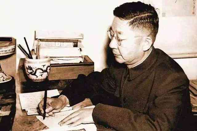 盘点文学上写作能力越的作家：从经典名著到现代文学巨匠