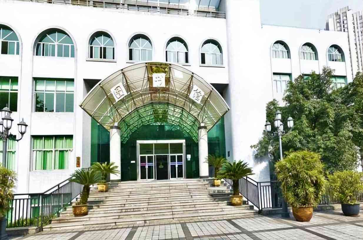 南开大学ai生源分析报告