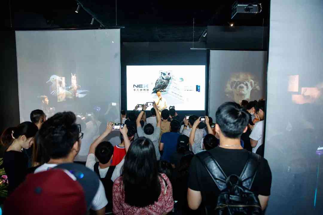 AI创作博物馆展览：跨界艺术融合、智能科技互动与未来探索