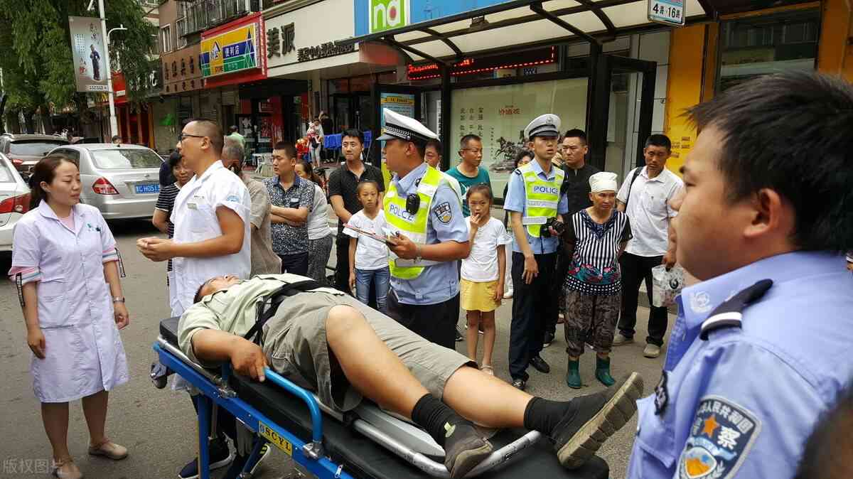 当前政策下，乡村医生遭遇车祸是否可被认定为工伤？