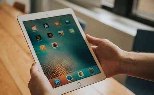大学作业能用iPad写吗：比较iPad、电脑与手机的使用适宜性及提交方式