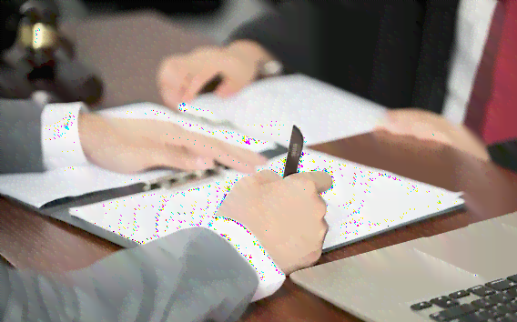 工伤认定后企业员工工资待遇的调整与影响解析