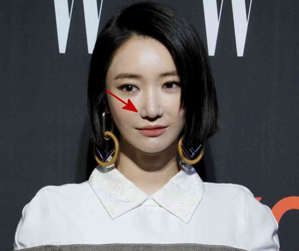 发自己ai脸的文案怎么写：打造个性形象的表达