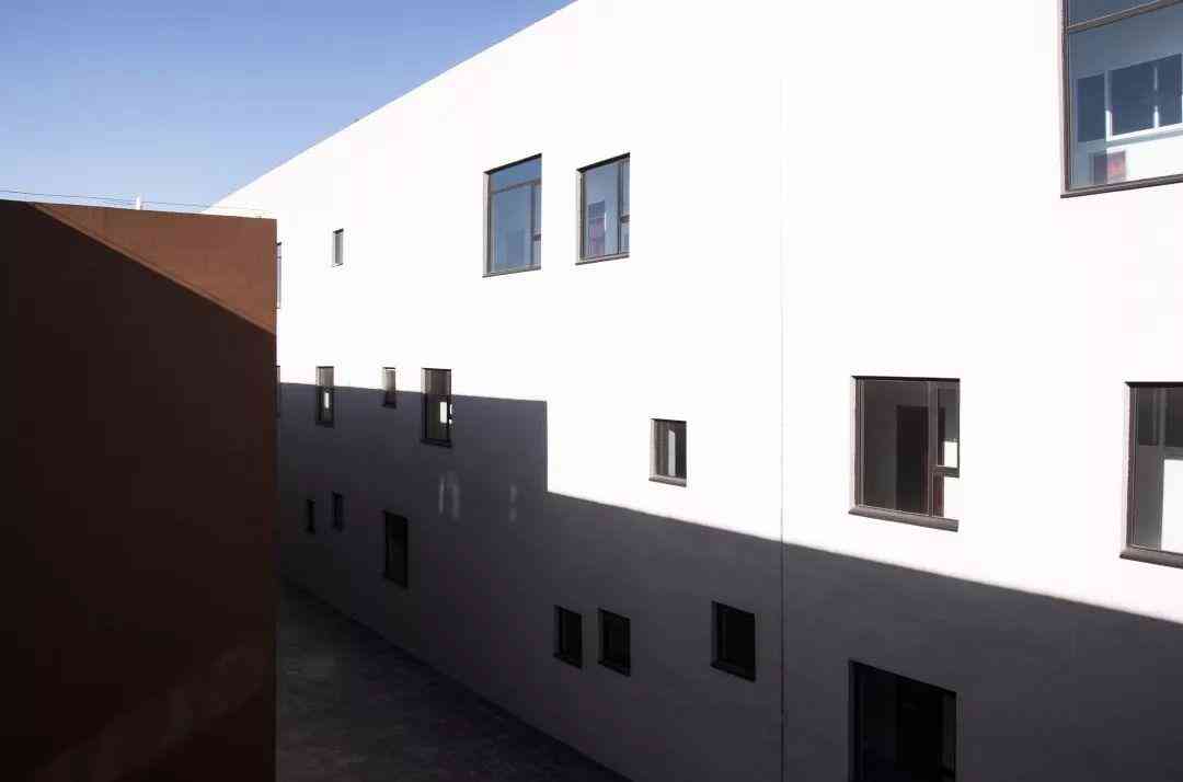 建筑工程专业知识云端辅导——建筑学长带你深入解析网课精华