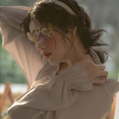女生文案句子：柔干净、霸气、爱情短句推荐