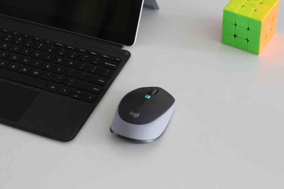 AI赋能鼠标行业革新：深度解析市场趋势与用户需求全景分析报告