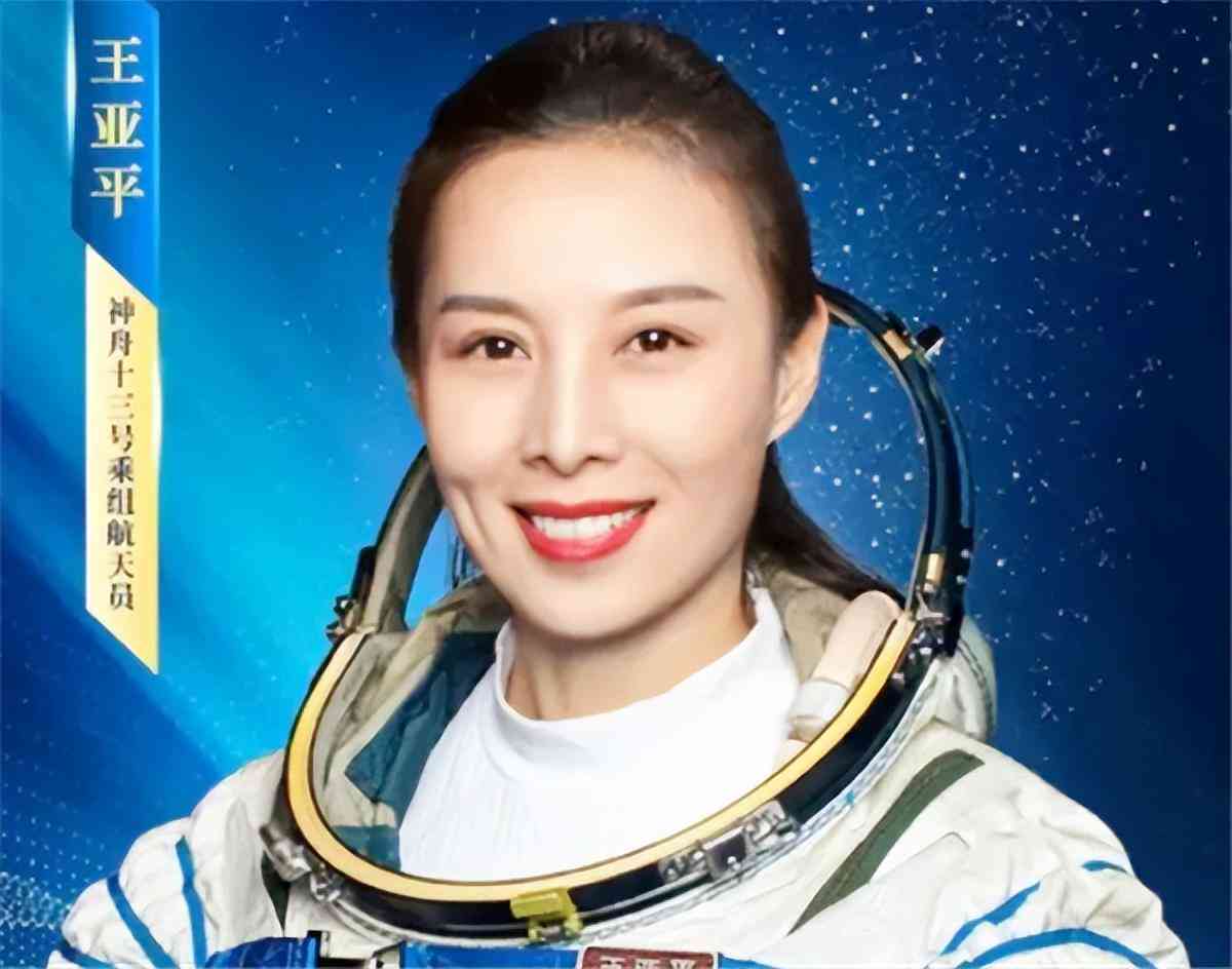 AI创作航员故事作品怎么做：打造独特太空冒险篇章