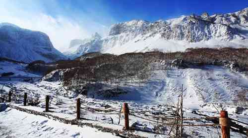 精选雪景文案短句：唯美治愈，暖心灵，涵冬日美景感悟与情感抒发
