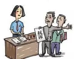 农民工干活时遭遇伤残：赔偿、     与工伤处理全攻略