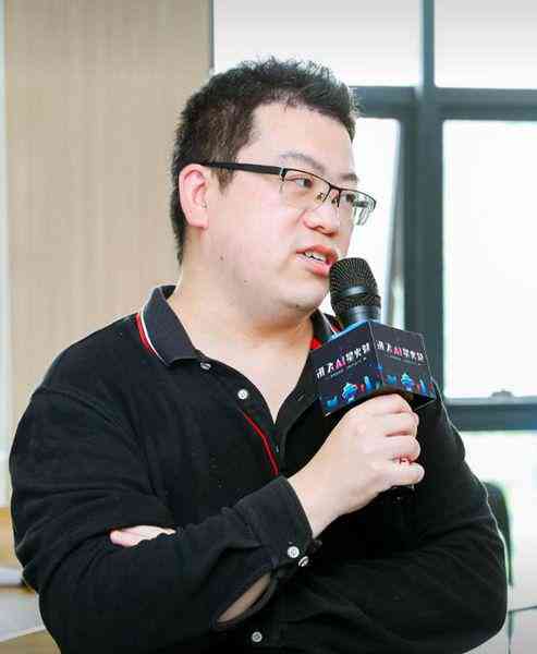 全面解读：AI技术如何深度赋能产品运营与创新策略提升