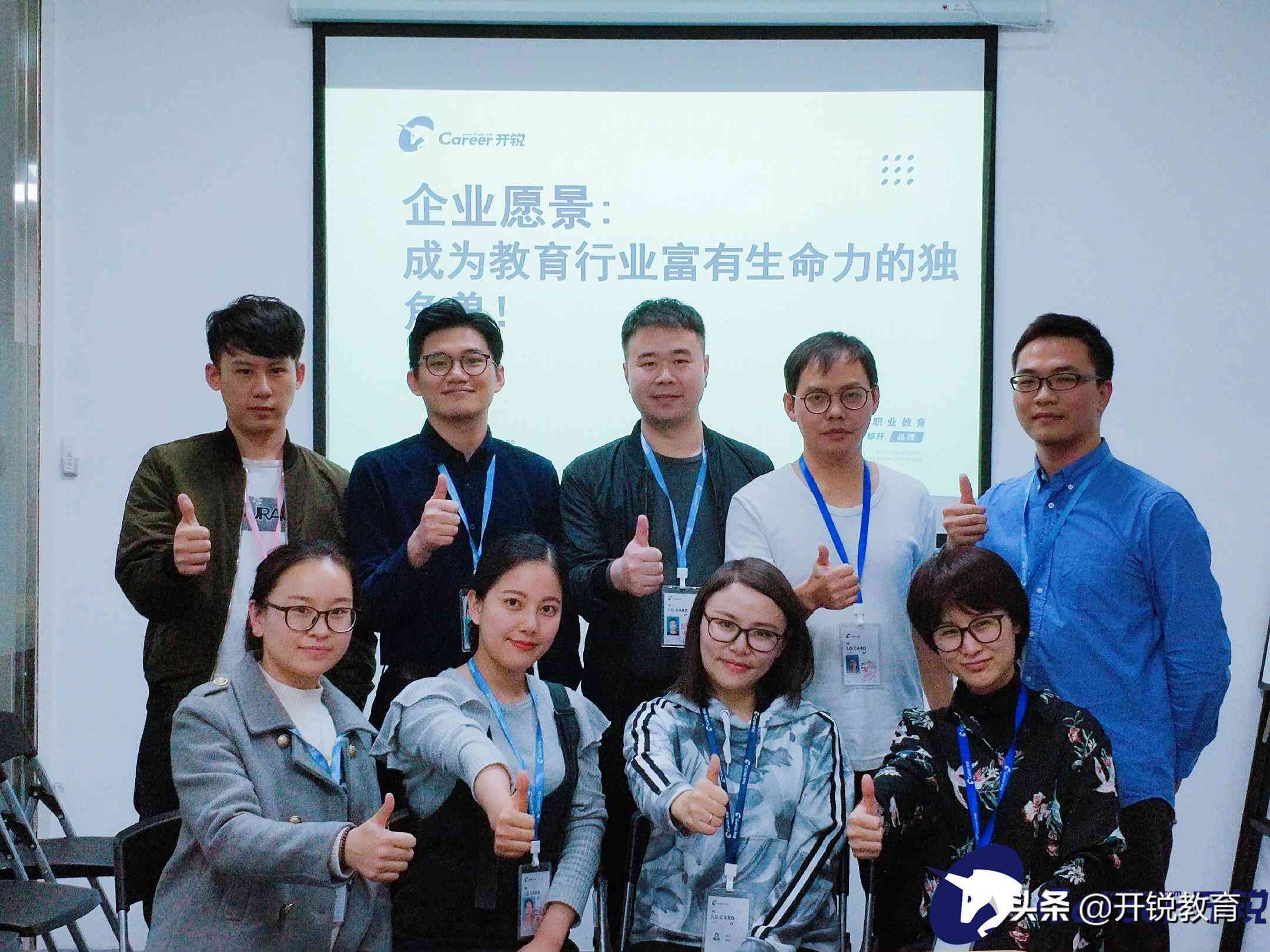 '智能论文撰写辅助工具：全方位提升学术写作效率'