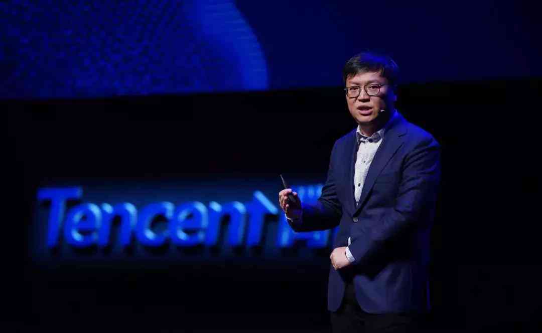 迈向和谐未来：人类与AI的协同共生之道