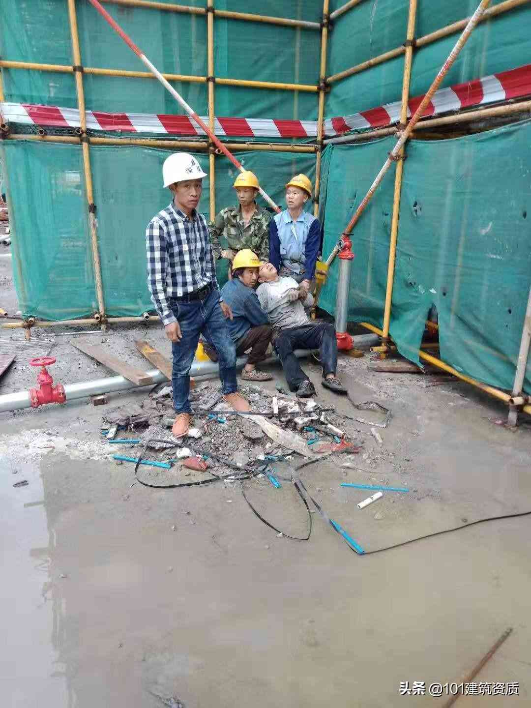 '工伤认定后包工头受伤     指南：工伤赔偿与法律途径解析'