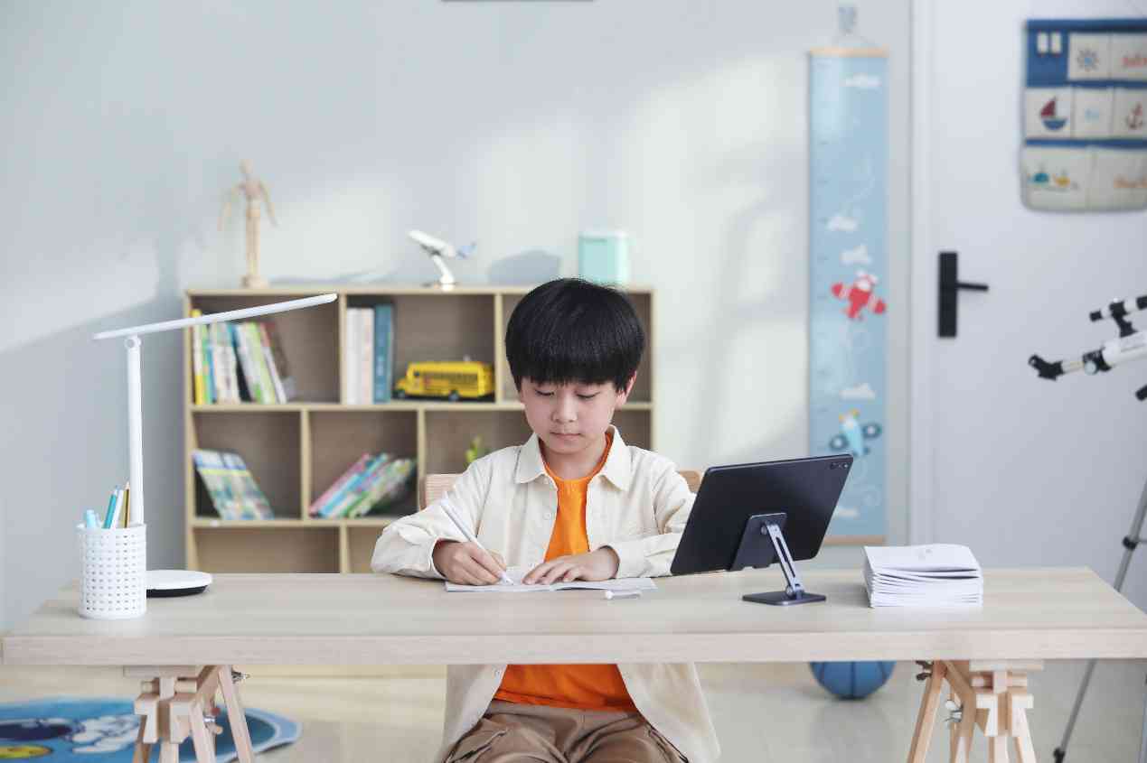 AI文字消散动画教程：打造创意特效与动态文案设计指南