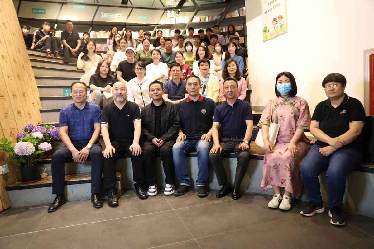 AI智能写作助手：一键掌握材料创作新工具的使用方法