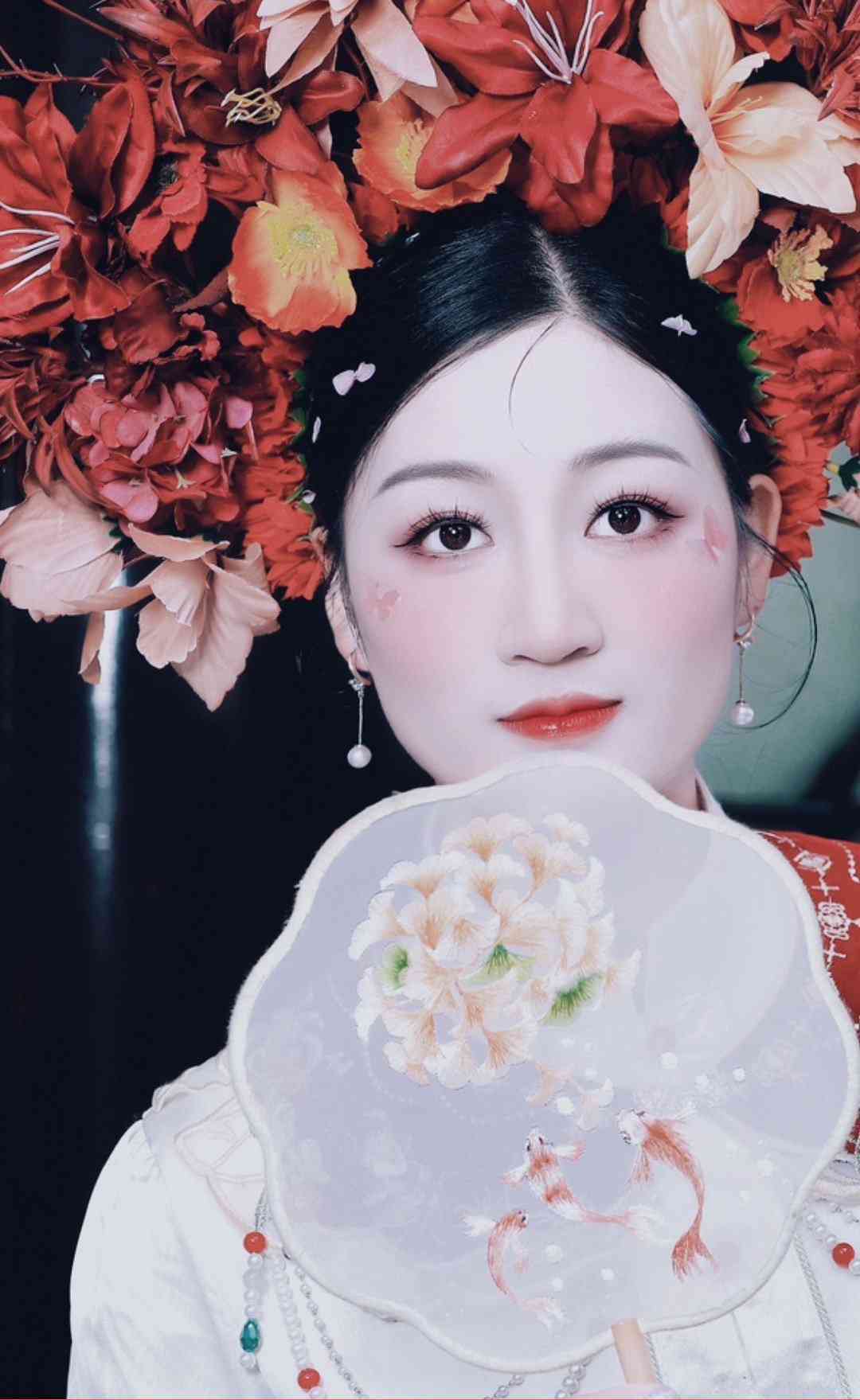 揭秘簪花文案：最火金句盘点及创作灵感指南