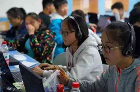 智能驱动未来：松鼠AI教育创新项目引领学革命