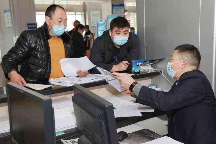 单位申请认定工伤个人需要什么材料及完整流程与手续说明
