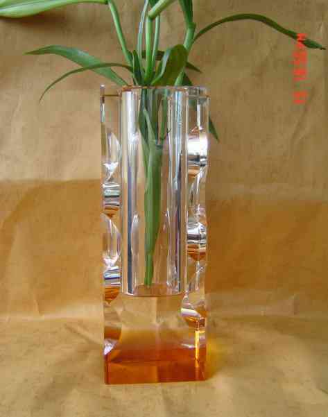 AI辅助水晶花瓶制作教程：从设计到成品全方位解析与步骤指南