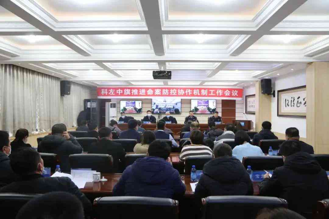 稿定设计：专业设计工具，一键解决创意设计、素材搜索与协作沟通全需求