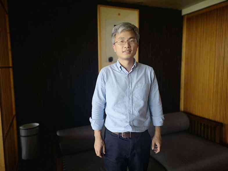中国AI发展新动向：视觉与语音技术融合创新及产业应用专题分析报告