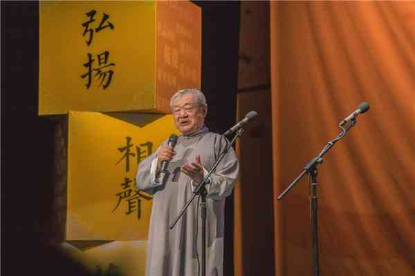 探索相声艺术：全方位解析经典与流行相声子及创作技巧