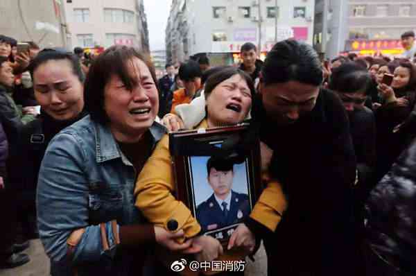虚拟互动：与逝去亲人模拟对话的体验