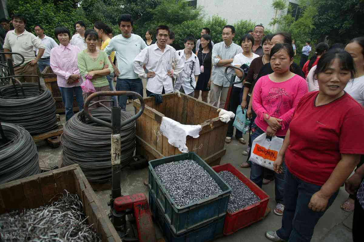 工伤认定后企业需承担的赔偿责任与义务解析