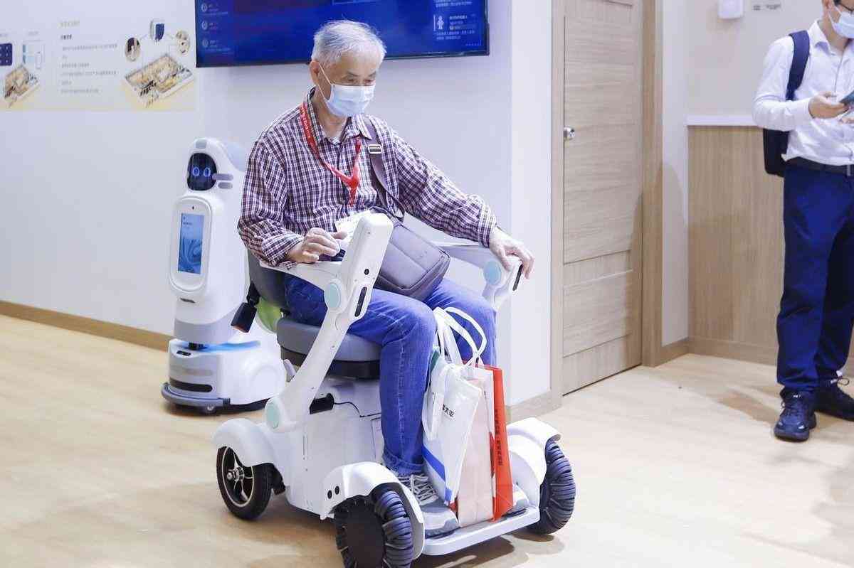 《2023年中国AI领域前沿进展：现状、挑战与未来趋势调查报告》