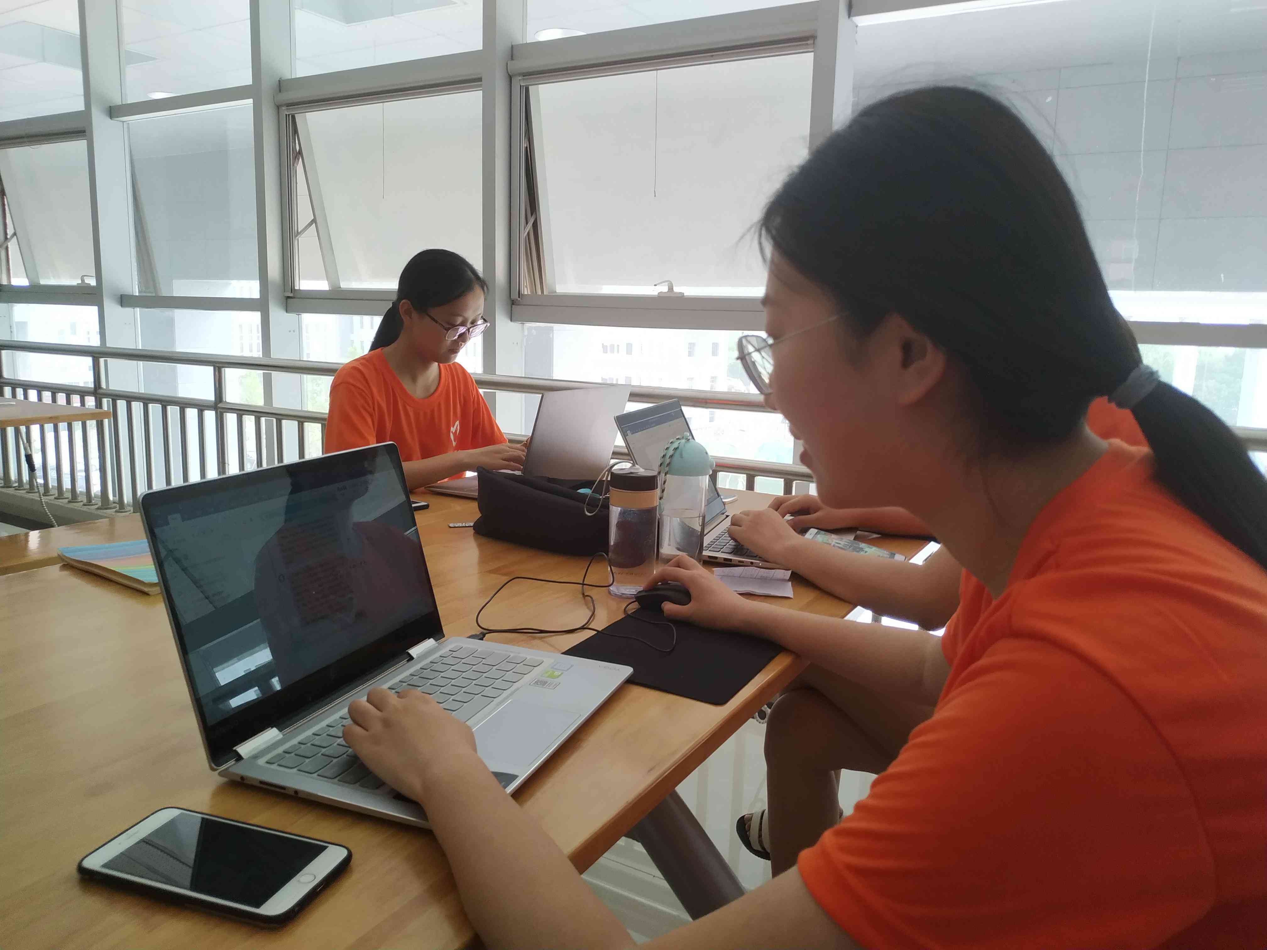 AI智能论文写作助手：一键生成高质量学术论文，全面覆论文撰写需求