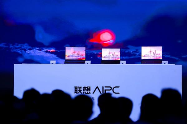 全方位掌握AI技能：内容创作者如何高效学与实践人工智能课程