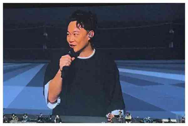 陈奕迅：解析其音乐创作才能与作品多样性