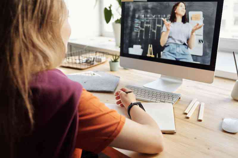 留学生作业辅导兼职服务：在线学术支持与作业帮助全面解决方案