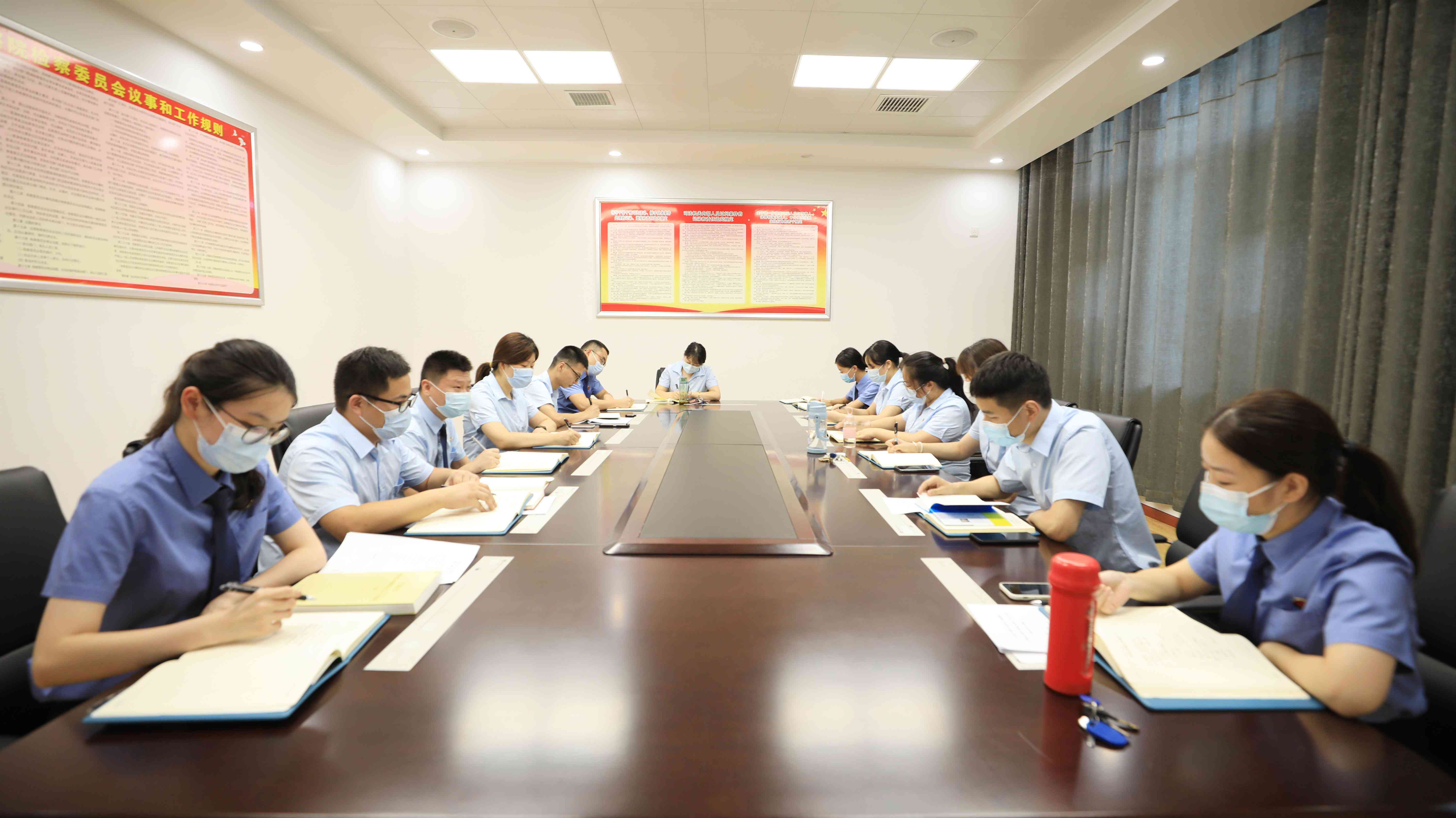 火花思维AI调研报告：总结、答案、课程上线时间及数据分析