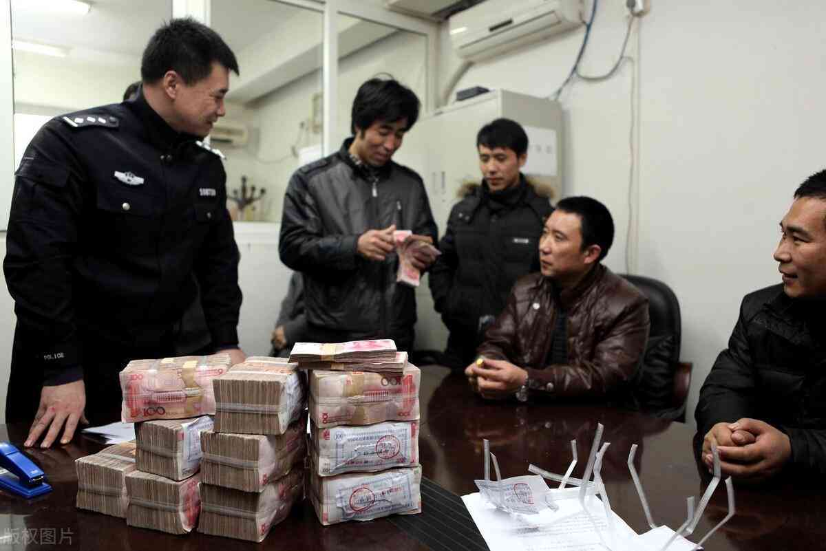 工伤认定全解析：工地现场如何判定工伤及所需证据材料