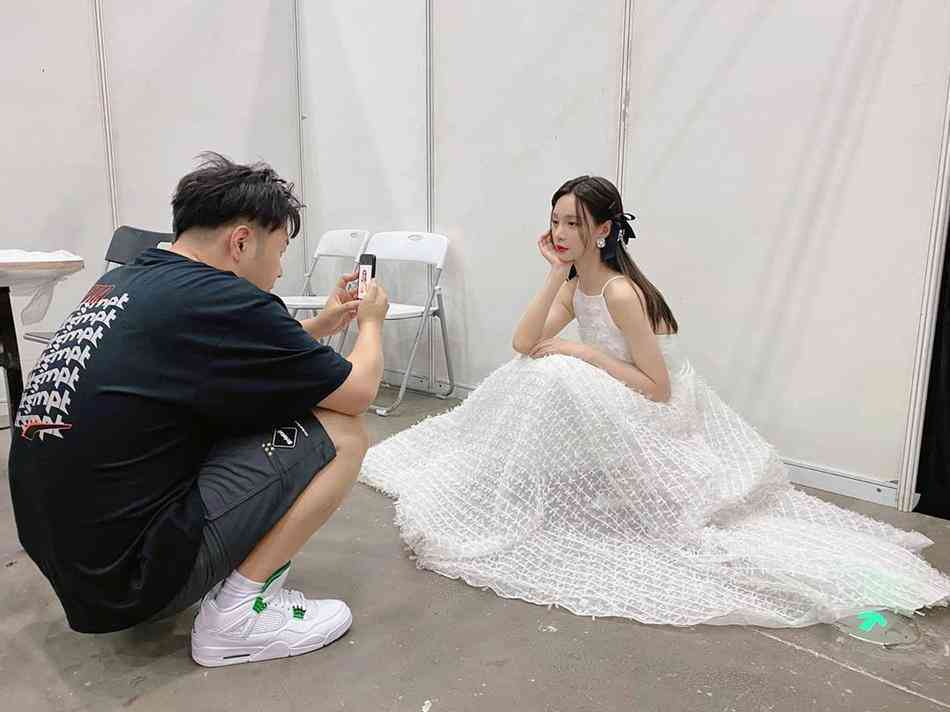 全方位写真拍摄攻略：涵风格选择、场景搭配、摄影师挑选及拍摄技巧指南