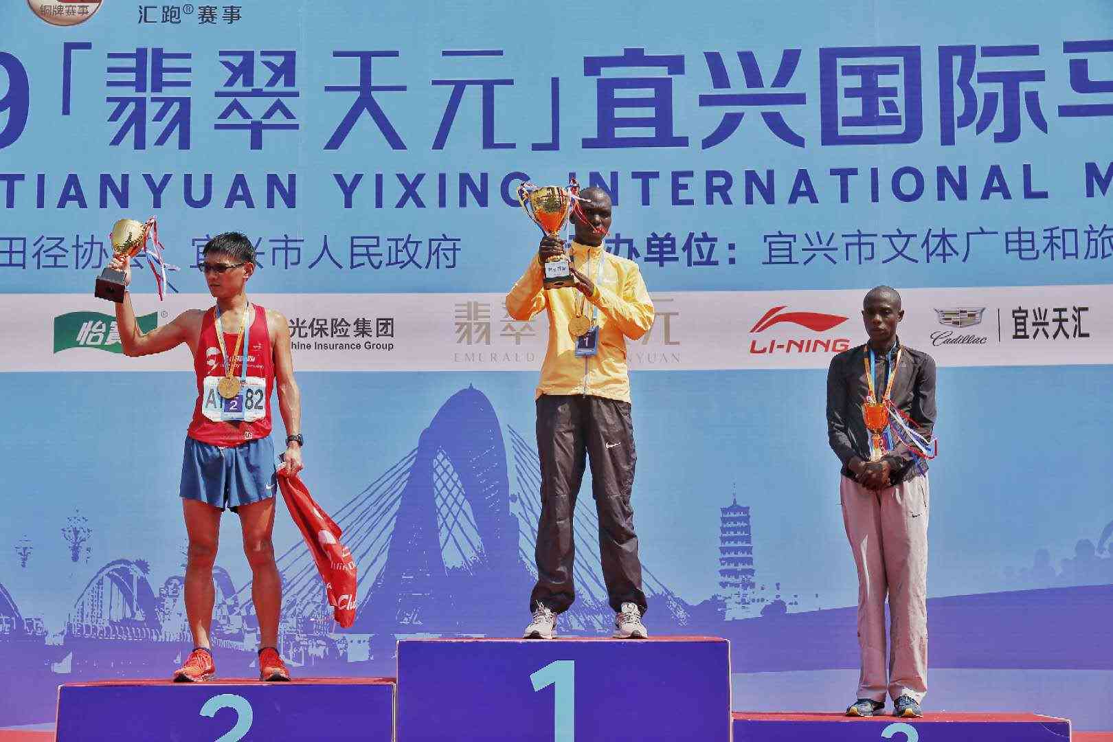 最新中型与大型企业分类及认定标准详解：全面解读企业规模划分与相关政策