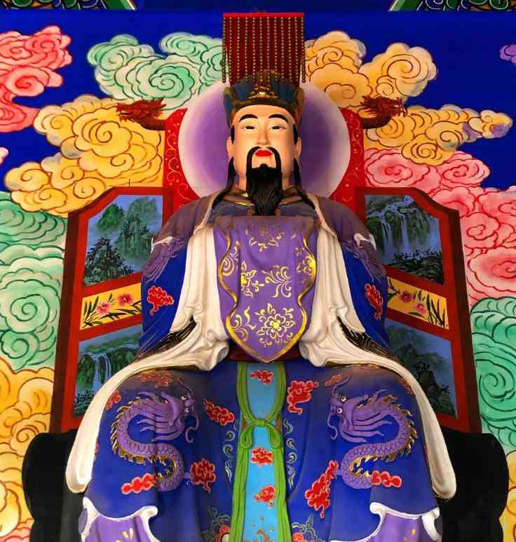 探秘神明：揭秘神祇的起源、传说与文化背景