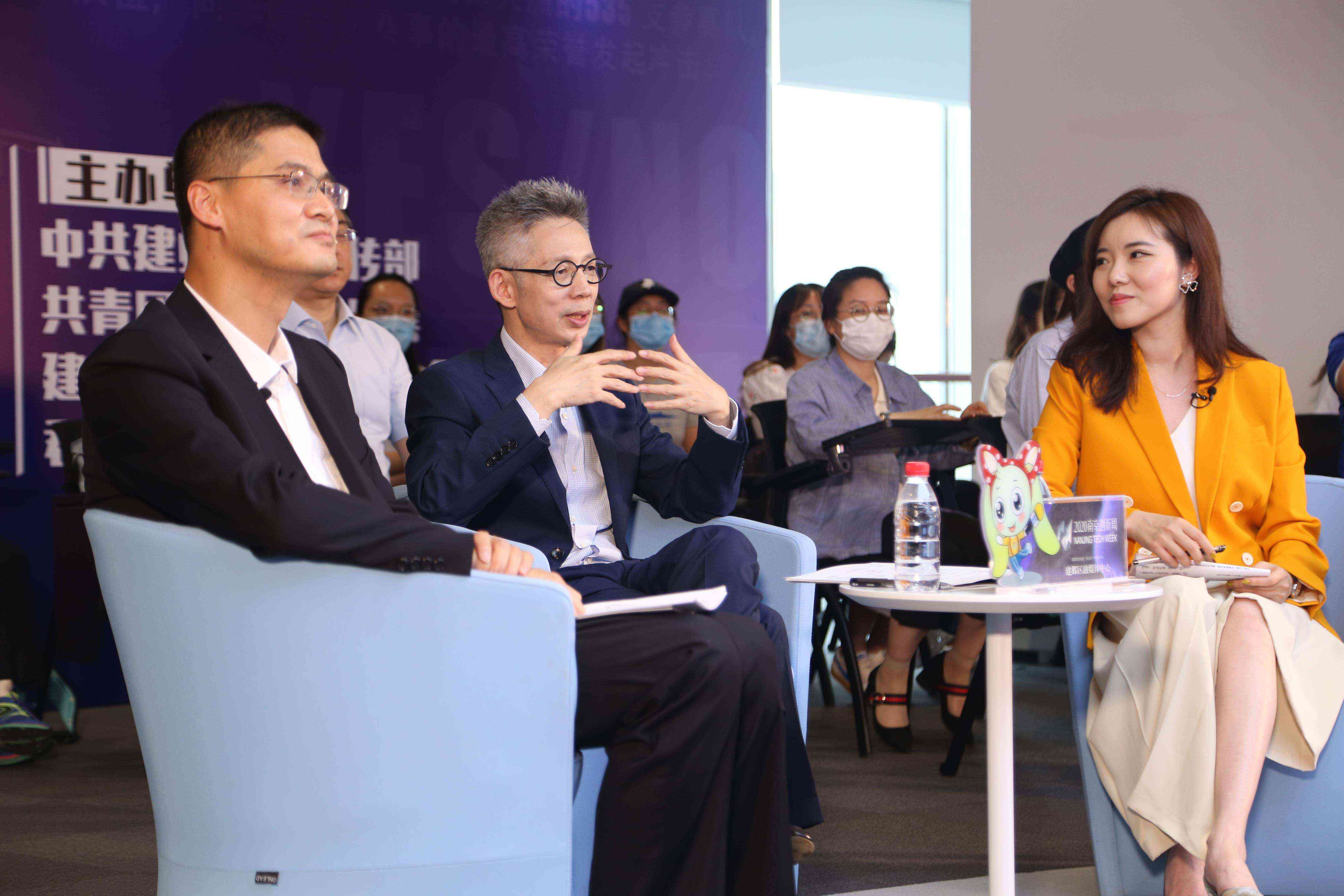 AI能否取代人类英语作文：辩论、演讲与思考