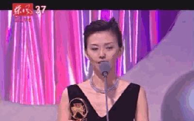ai歌手海报文案搞笑