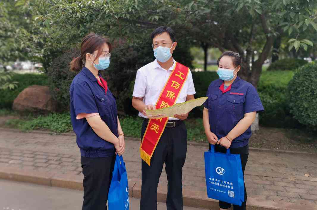 尘肺病工伤认定流程与详细指南：如何申请、所需材料及常见问题解答