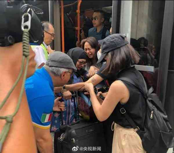 工人自己受伤需要承担责任吗：工人受伤责任及承担比例合法性探讨