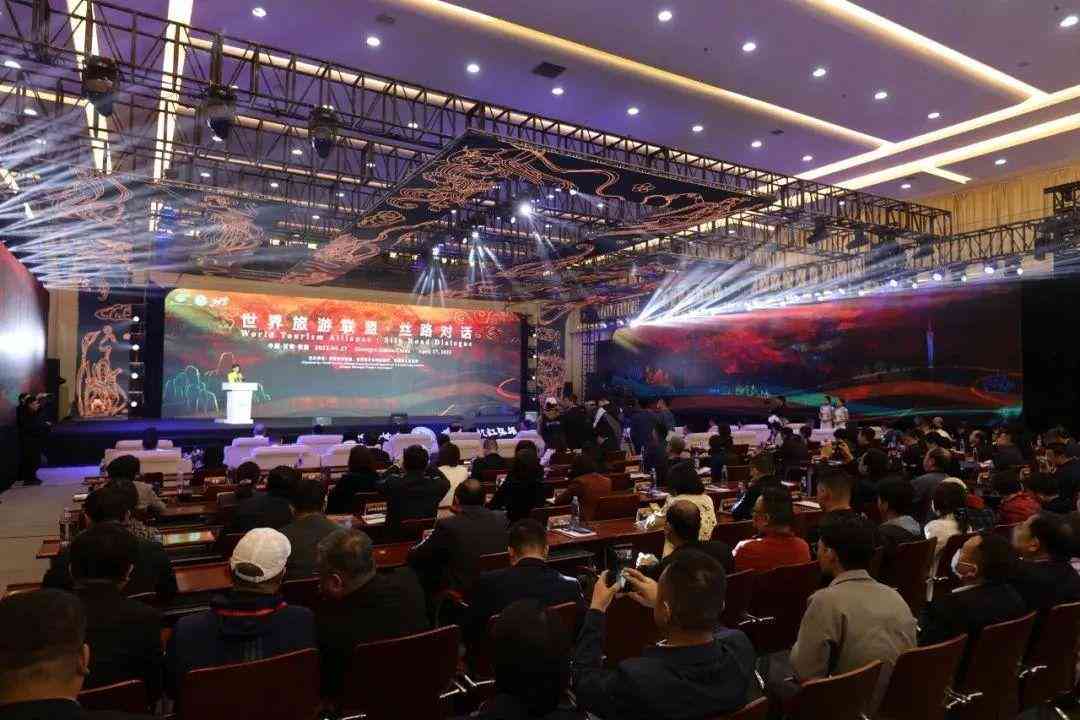AI赋能：打造引人入胜的爆款文案撰写攻略