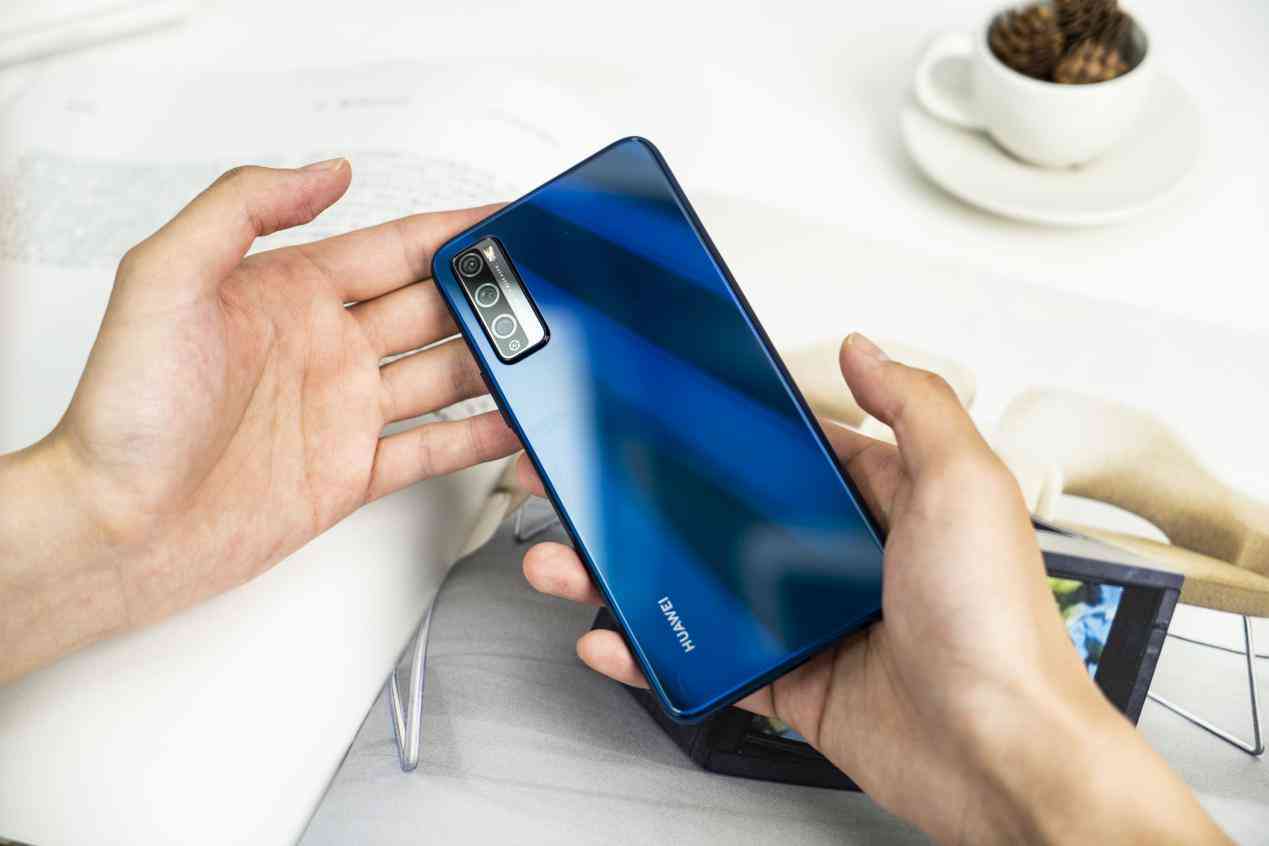 AI影视剧解说文案大全：写作技巧、文案素材与创作指南
