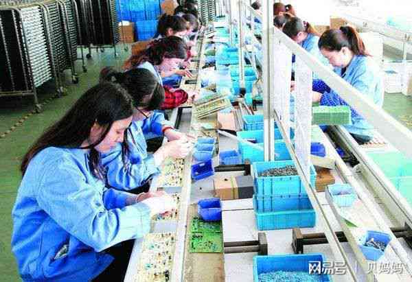 制造业员工：在工厂就业的工作性质与单位解析