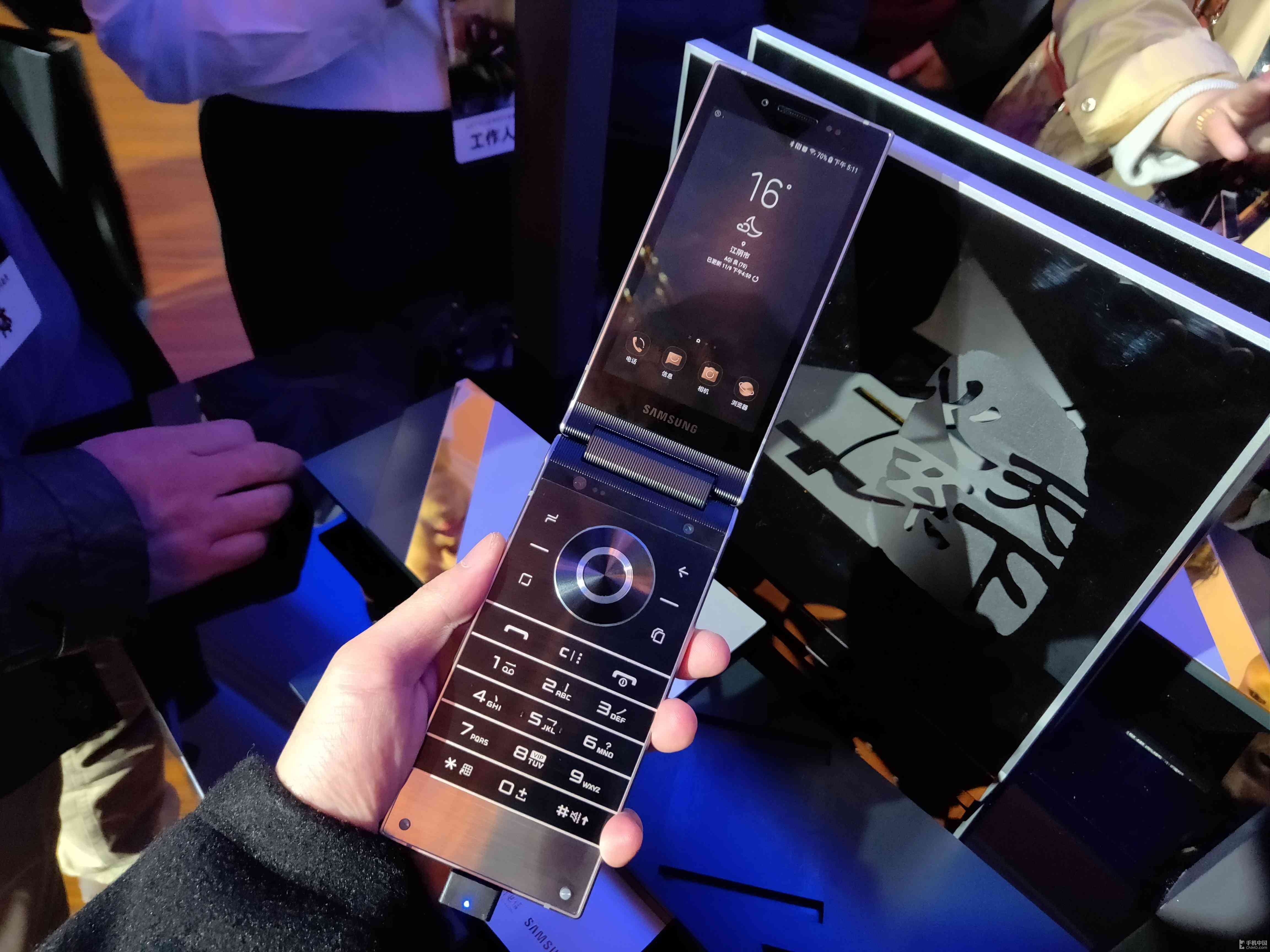 三星w2019文案：经典传承，精炼传语诠释高端品质