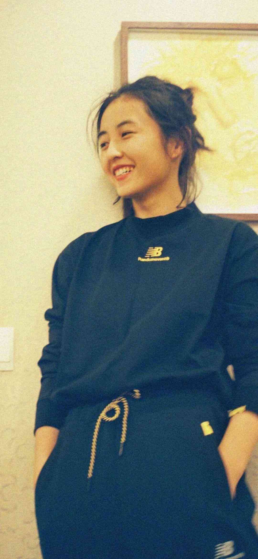 融合古典韵味：AI古风写真创意文案撰写指南