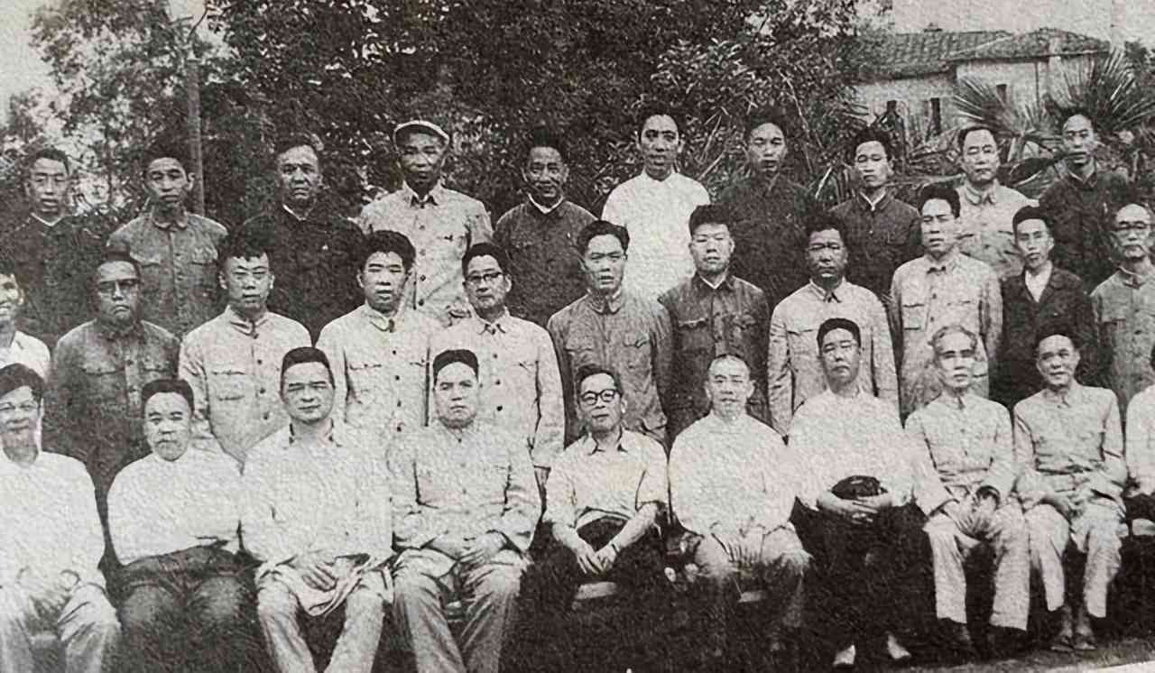 工地负伤怎么认定工伤等级及标准处理办法
