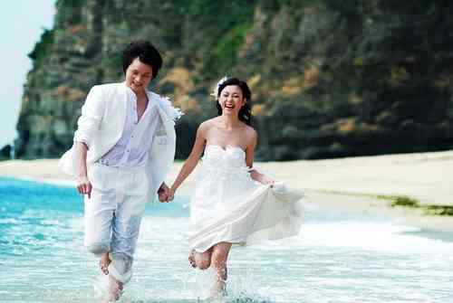 浪漫婚纱摄影：爱情文案攻略与拍摄技巧一站式指南