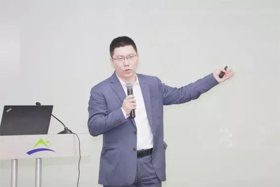 怎么用华为ai写作文